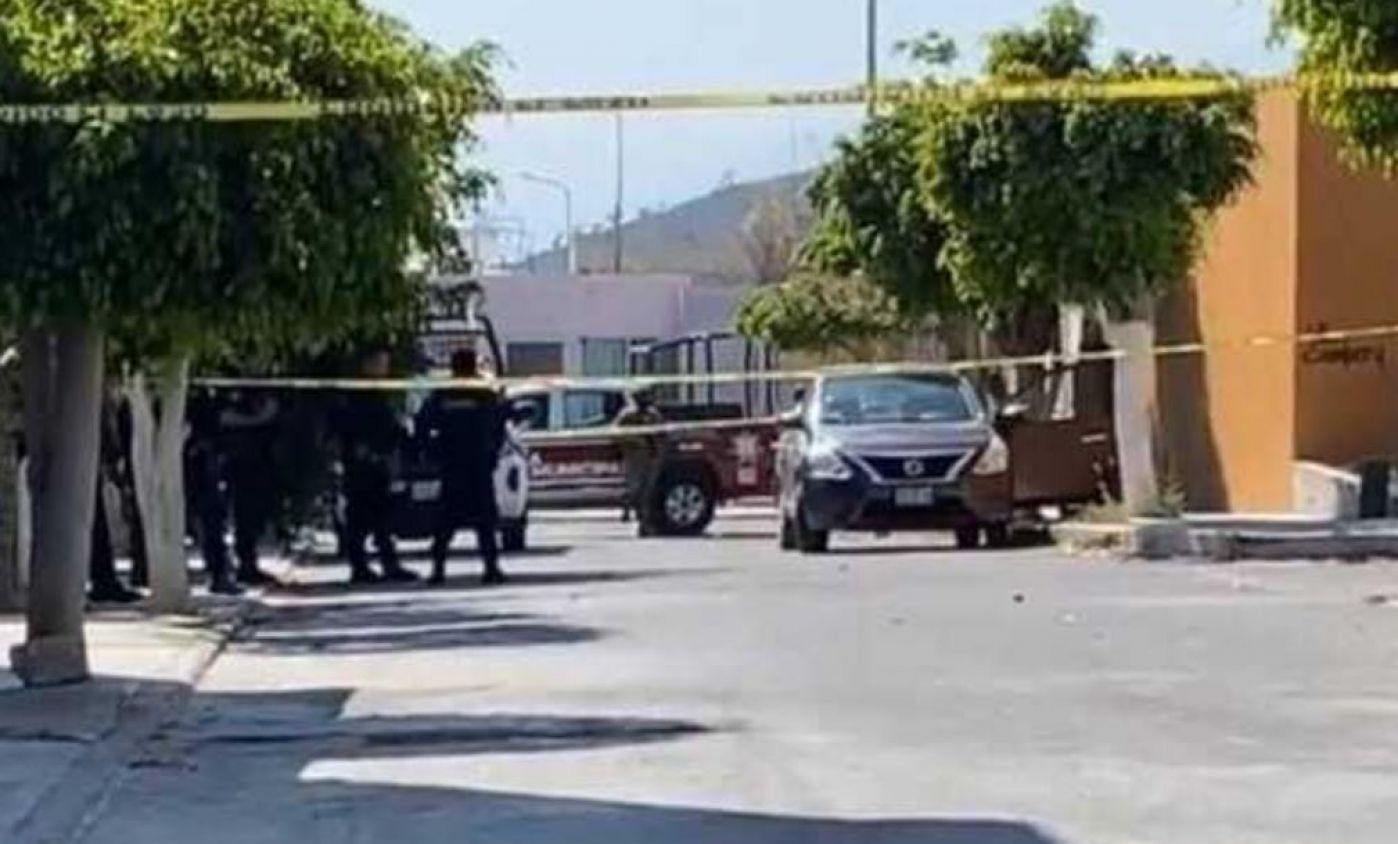 Asesinan a una mujer dentro de su vehículo en Tehuacán