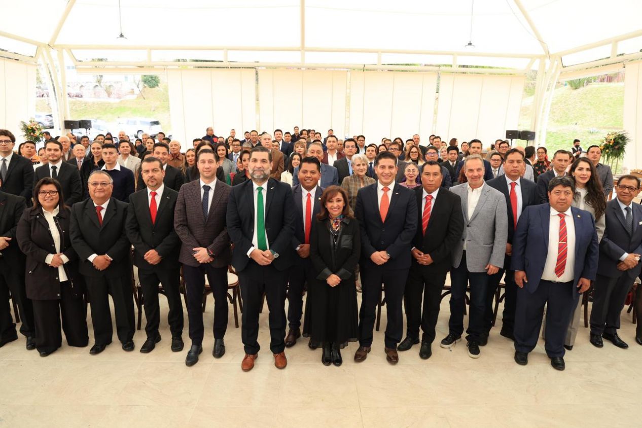 La Gobernadora Lorena Cuéllar Destaca la Importancia de la Industria de la Construcción para el Desarrollo de Tlaxcala