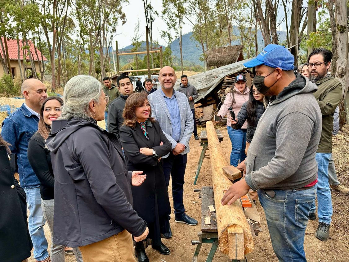 Gobernadora de Tlaxcala impulsa bioconstrucción y vivienda sustentable