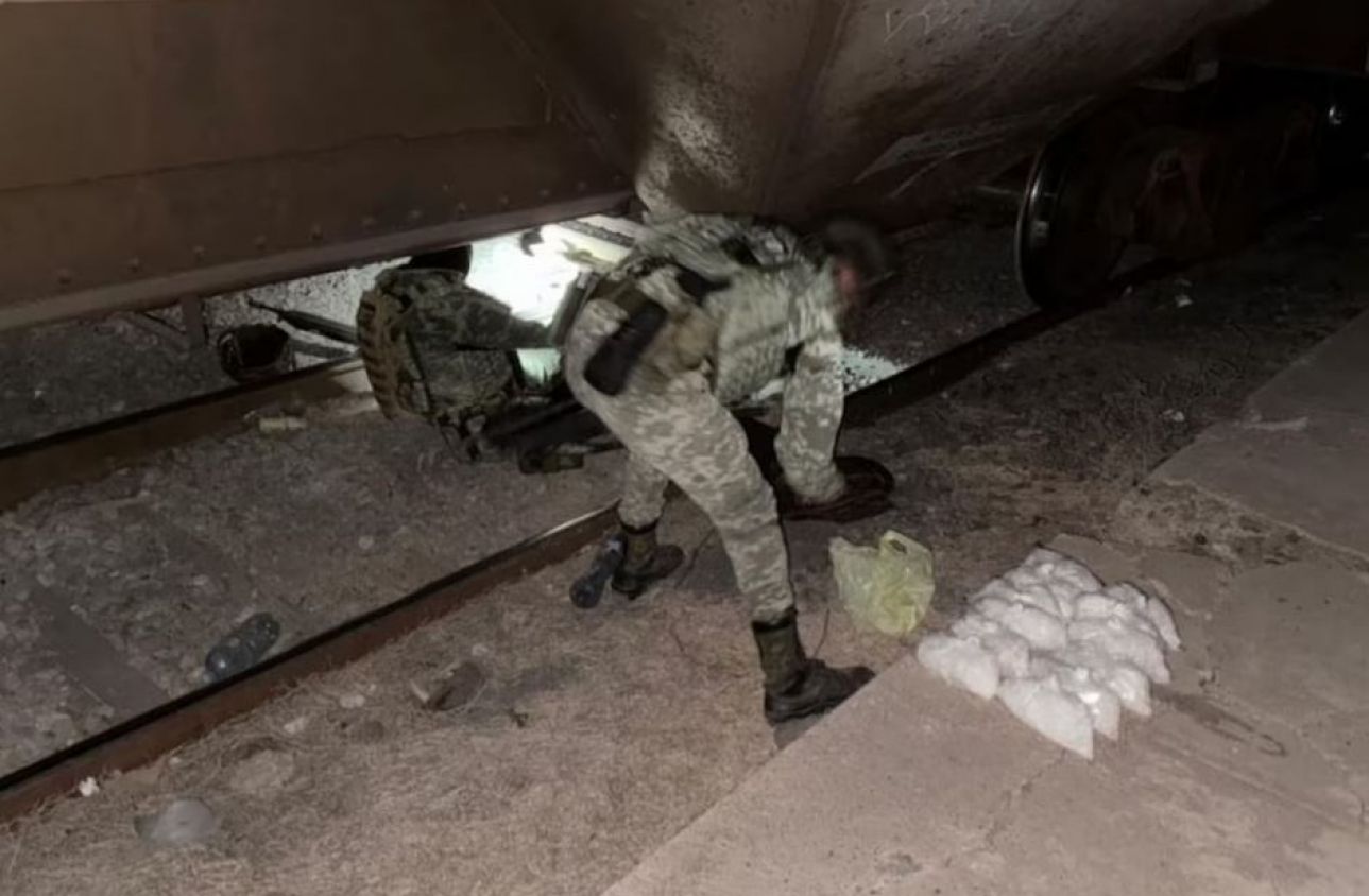 Autoridades federales aseguran droga y químicos valuados en 67 MDP