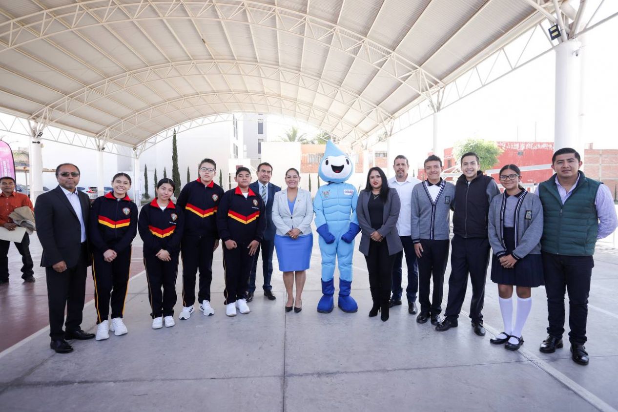 Conviven estudiantes de secundaria con la presidenta municipal de San Andrés Cholula