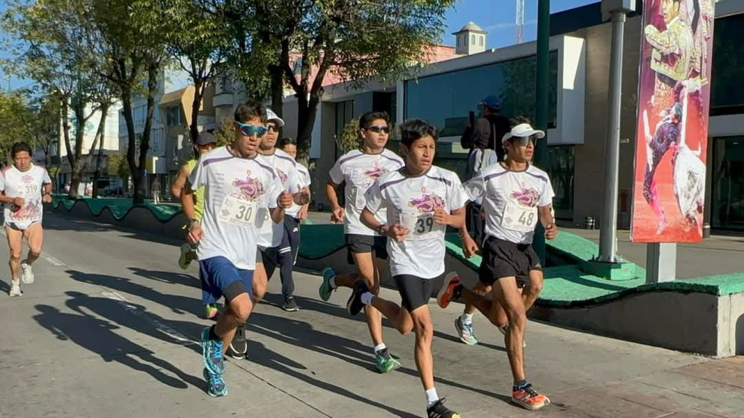 Más de 300 corredores inician el Reto Serial Tlaxcallan rumbo al Medio Maratón