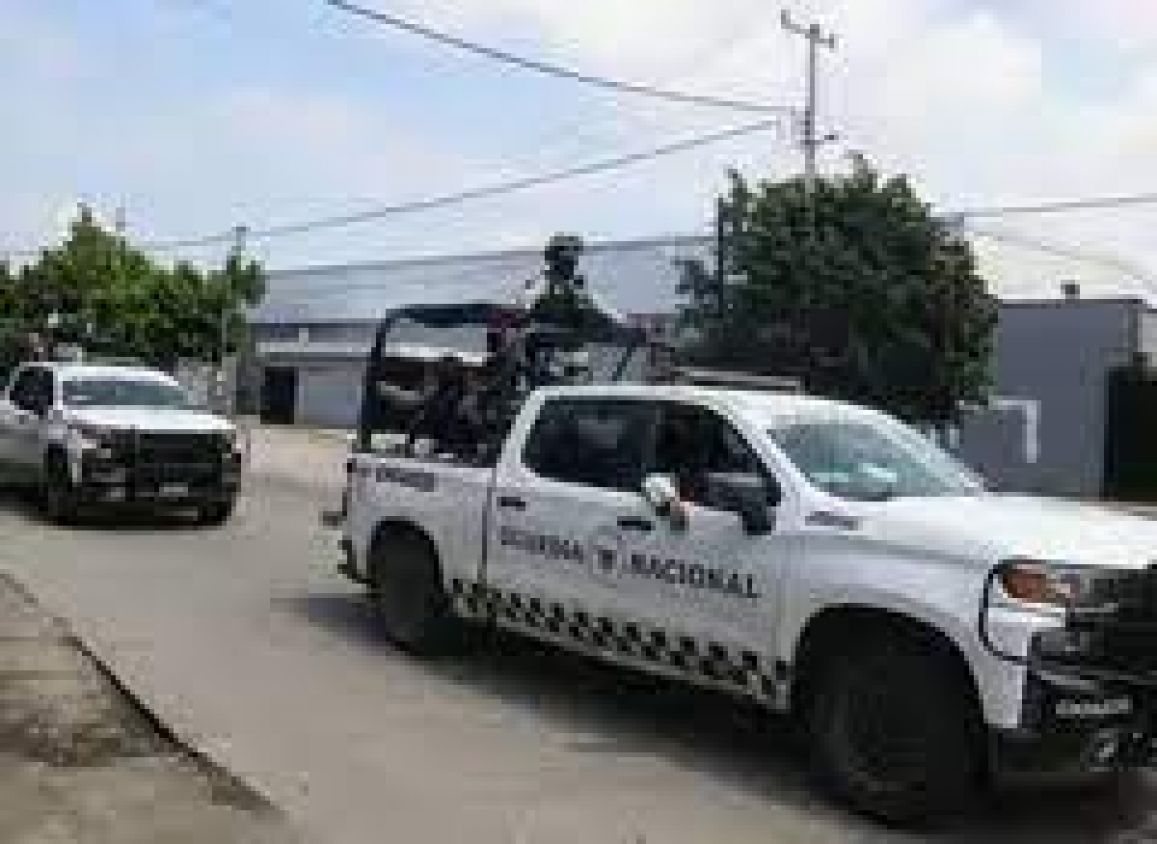 Detenidos dos presuntos delincuentes tras persecución por robo de vehículo en Tlaxcala