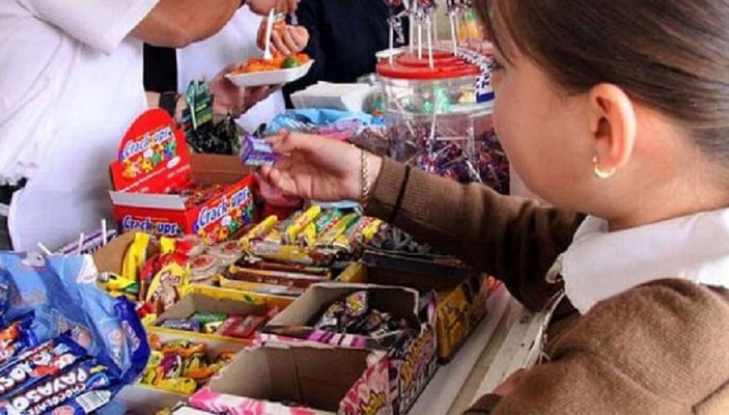 Habrá campaña de salud en escuelas de Puebla para eliminar comida chatarra