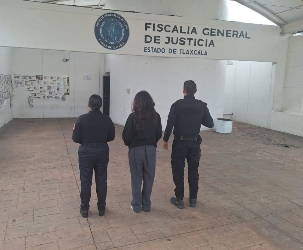Policía de Papalotla asegura a sujeto por violencia de género y colaboran en su puesta a disposición
