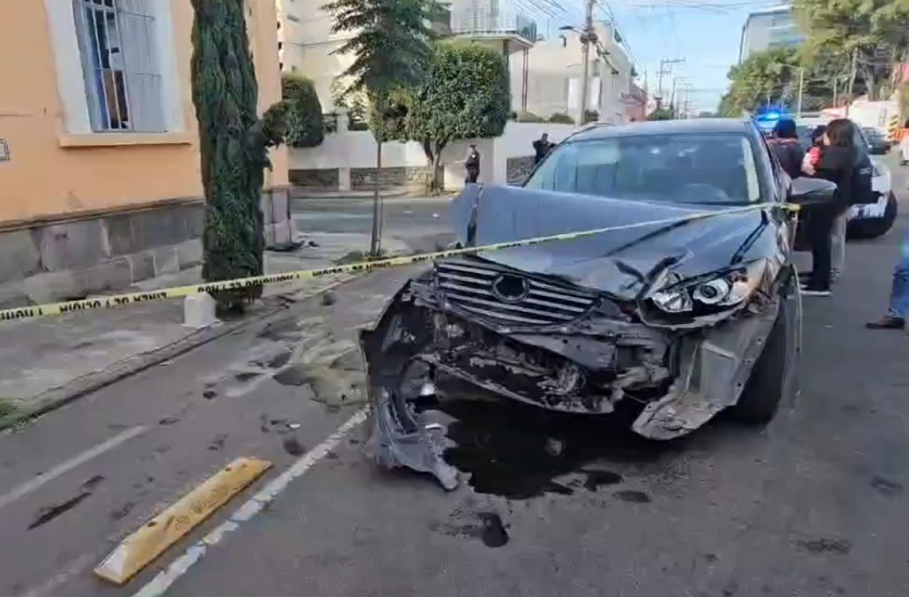 Choque entre combi de la Ruta S3 y camioneta Mazda deja varios heridos