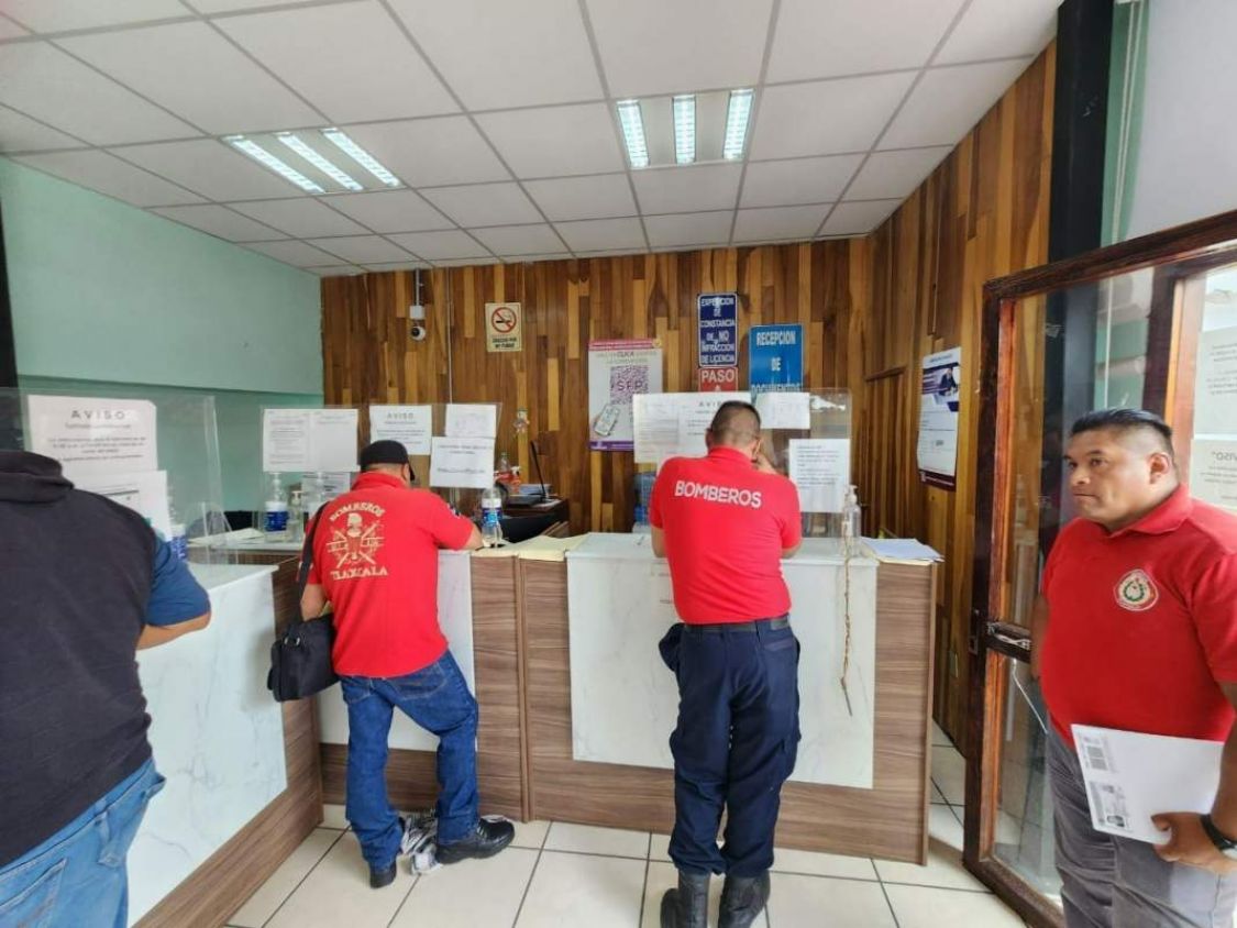 Bomberos de Tlaxcala se capacitan y obtienen licencia para emergencias
