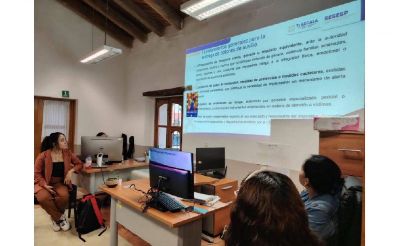 Tlaxcala implementa Botón de Auxilio para proteger a mujeres en situación de riesgo