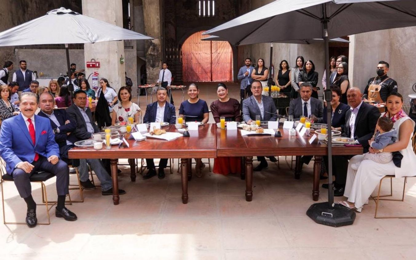 Gobierno de San Andrés Cholula conmemora la libertad de expresión con el gremio periodista de Puebla