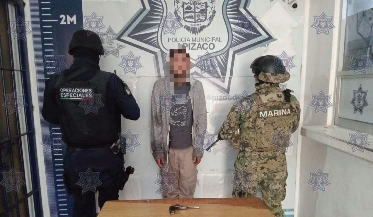 Policía de Apizaco y Marina ubican y detienen a responsable de robo con violencia a tienda de conveniencia 