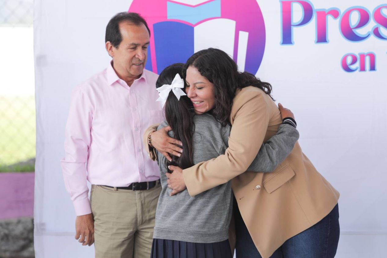 Presidenta Lupita Cuautle convive con estudiantes y promueve la excelencia académica