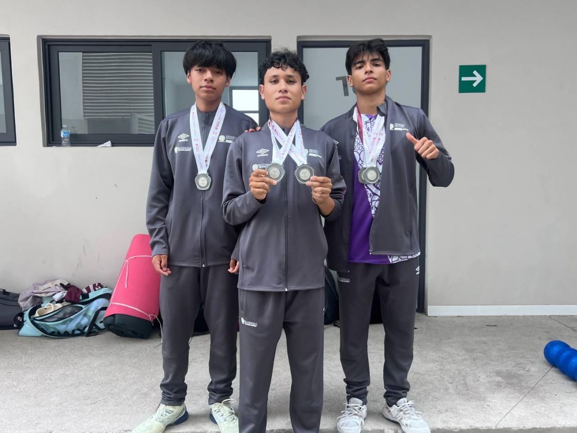 Tlaxcala conquista medalla de plata en squash dobles Sub-17 en Olimpiada Nacional 2025