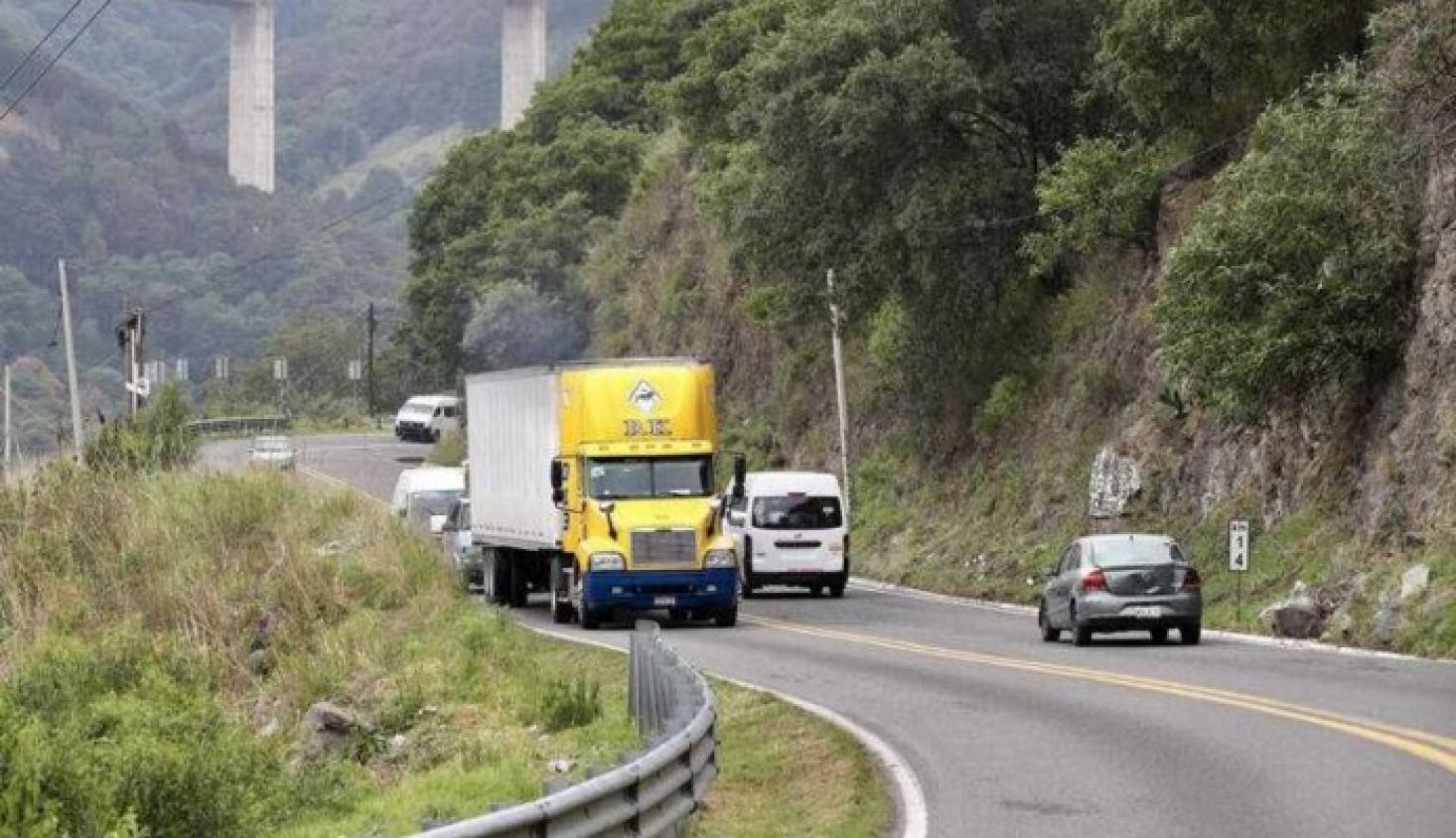 Va a la baja el robo de autotransporte en carreteras de Puebla 