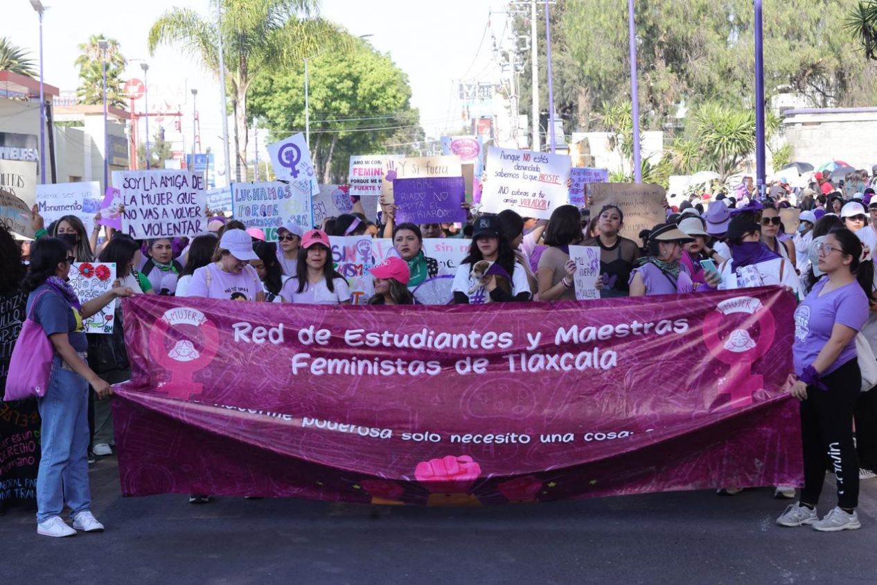 Tlaxcala garantiza seguridad y atiende denuncias tras marcha del 8M