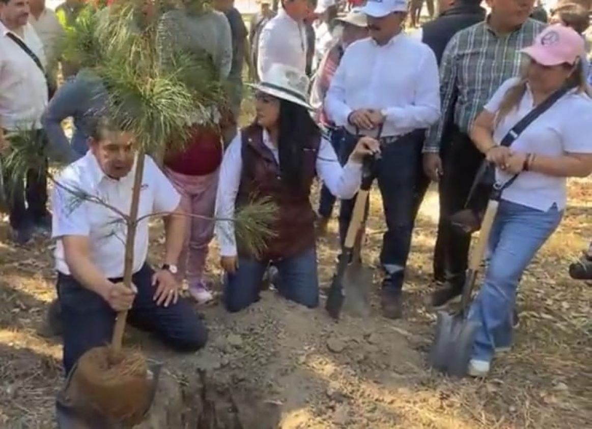 Tonantzin Fernández encabeza la onceava Faena Comunitaria