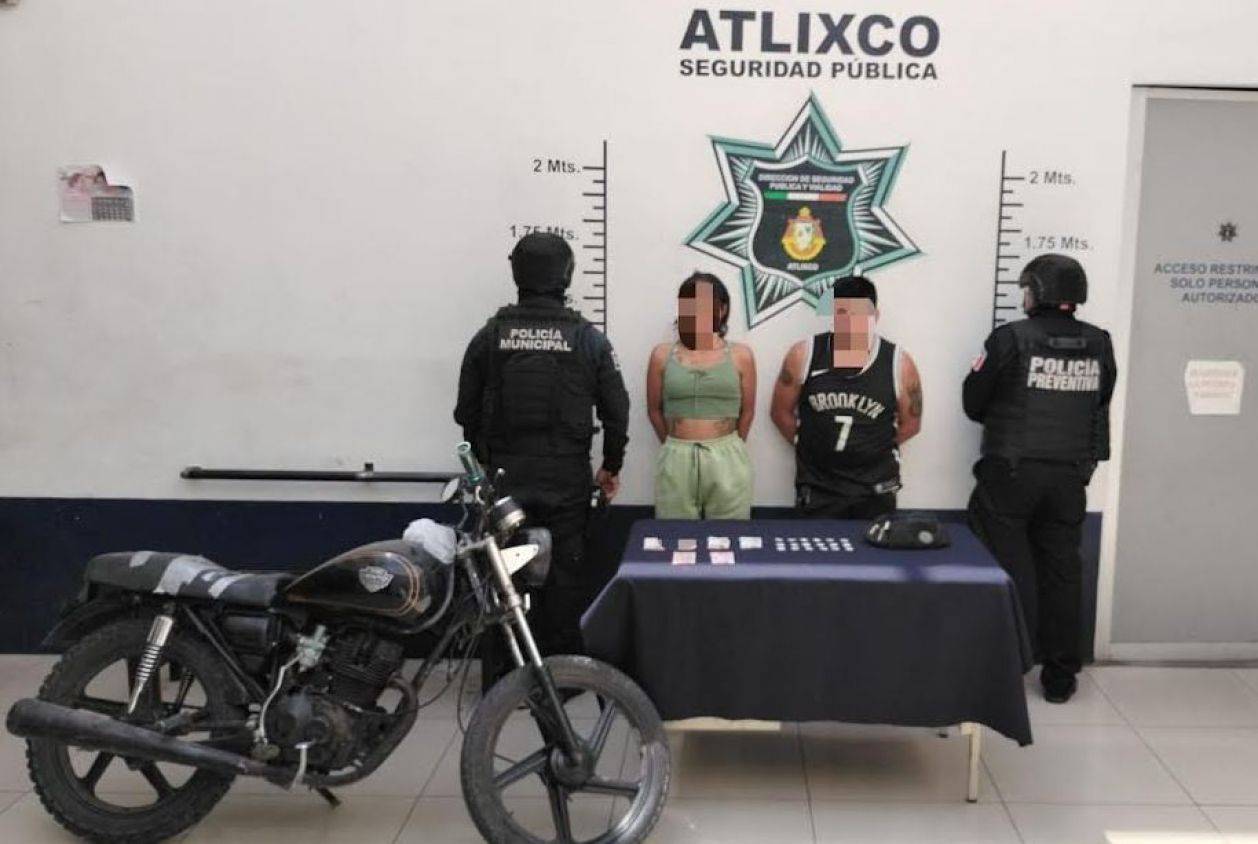 Pareja detenida en Atlixco por intercambio de drogas en colonia Tehuixpango