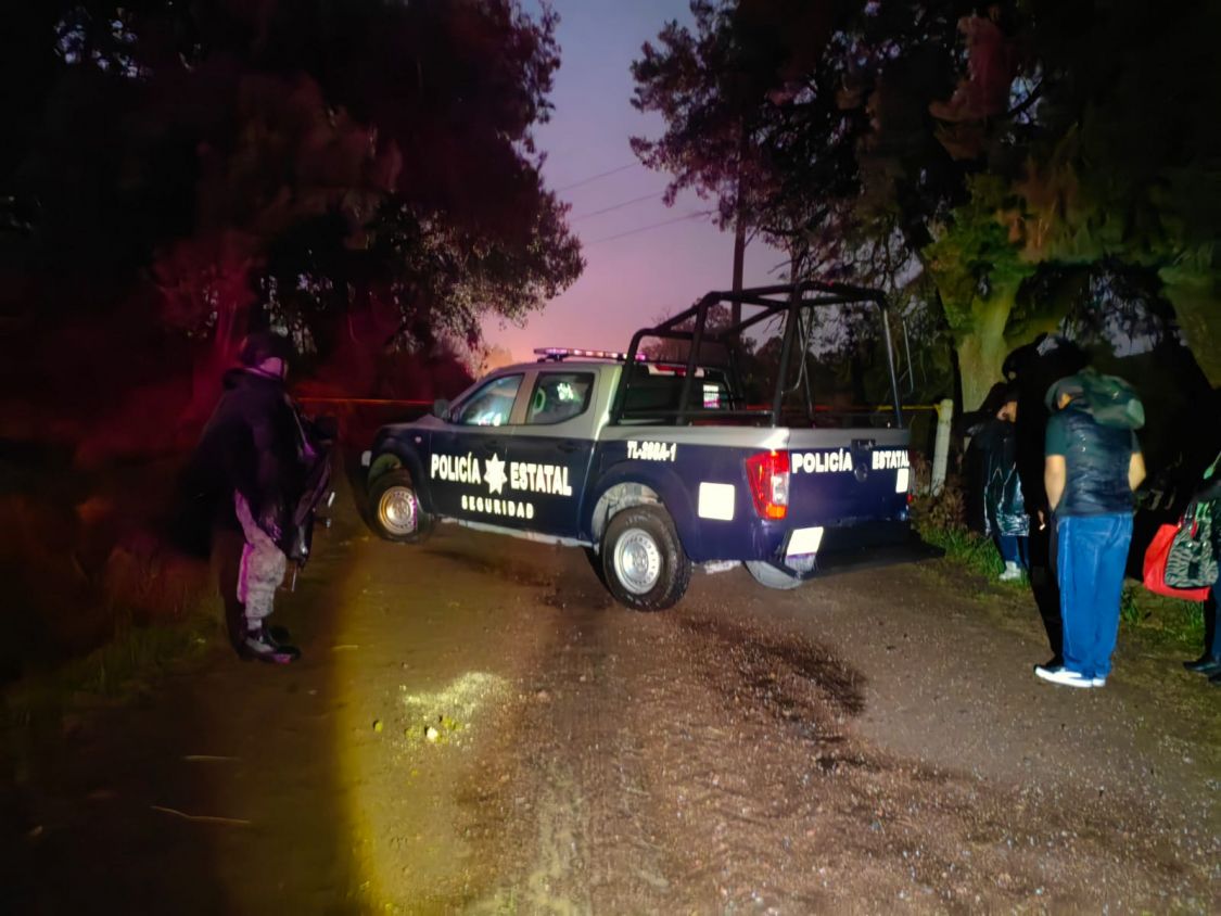 Hallan cuerpo encobijado y embolsado en límites de Tetla y Apizaco