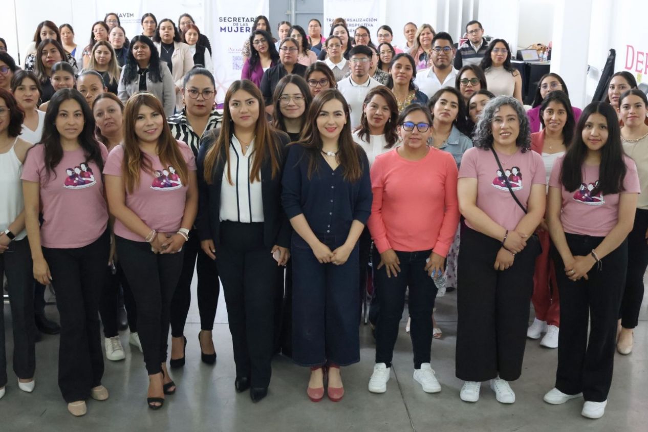 Capacitación a profesionistas en centros "LIBRE" para empoderar a mujeres en Tlaxcala