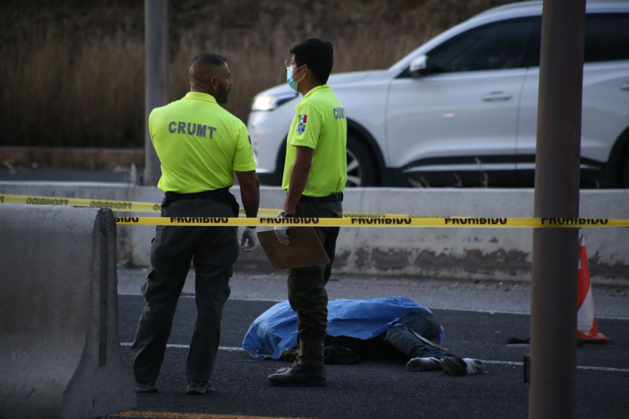 Atropellan y matan a hombre que deambulaba sobre la Apizaco–Tlaxcala, en Belén Atzitzimititlán