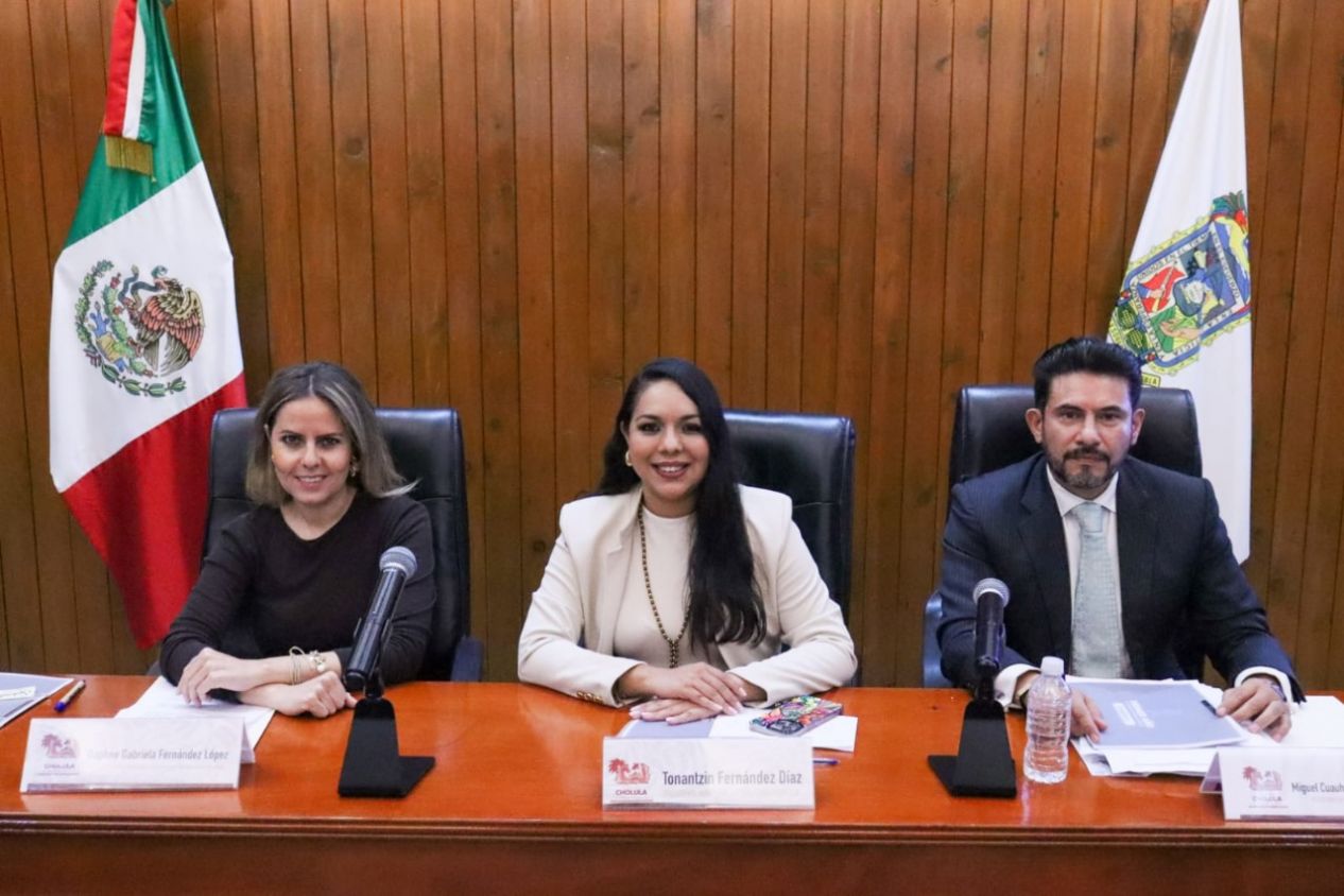 Funcionarios de San Pedro Cholula, cumplen con la rendición de cuentas al Cabildo