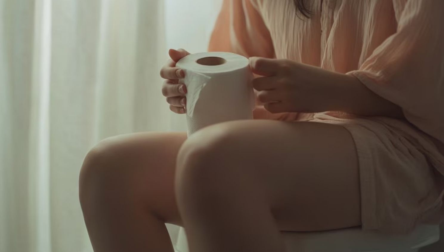 El celular: nuevo acompañante del baño moderno