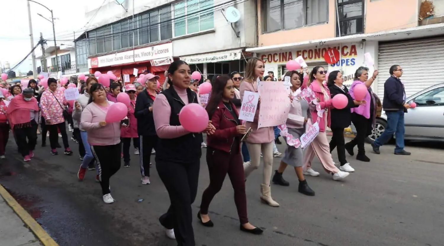 Huamantla y Tlaxco se unen en caminatas y murales por la prevención del cáncer