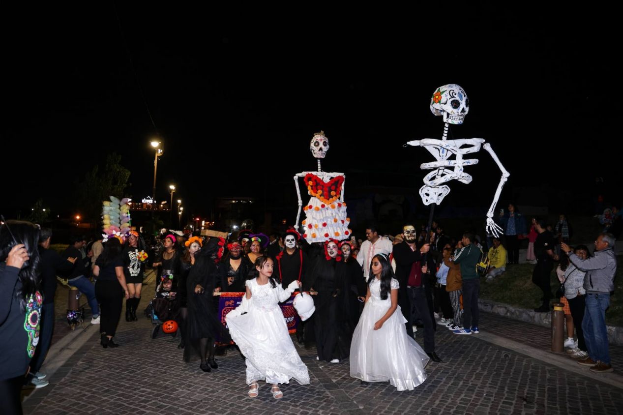 San Andrés Cholula vive su Carnaval Camino al Mictlán con tradición, color y alegría