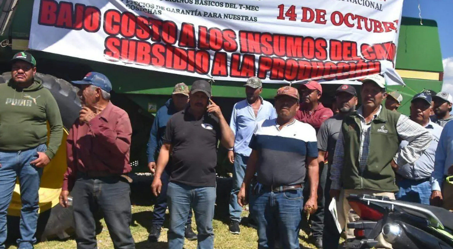 Campesinos paralizan Tlaxcala por cuarto día exigiendo precios justos