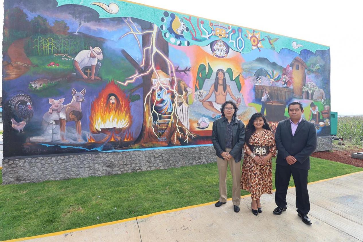 Lorena Cuéllar impulsa la UIT y presenta libro “Tlaxcala Flor y Canto”