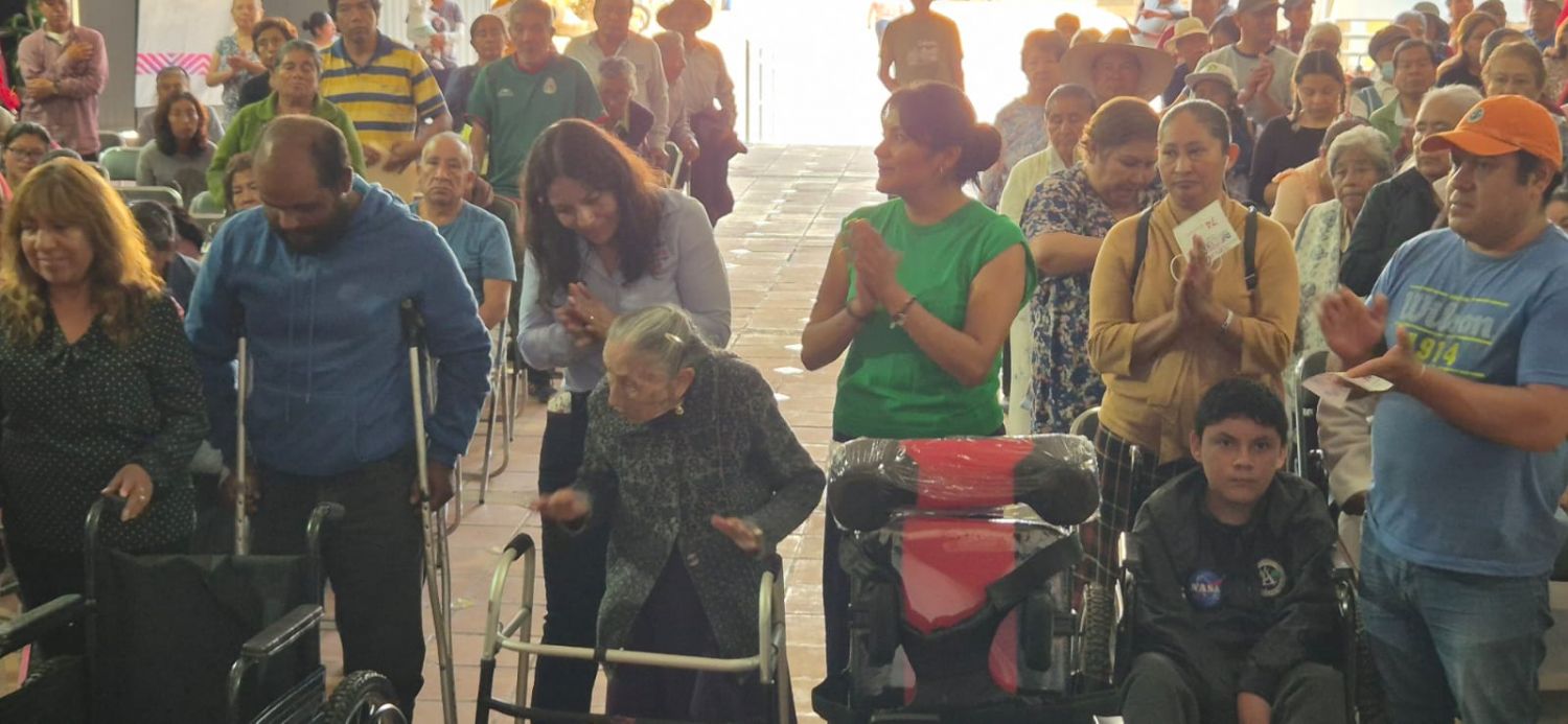 Entrega de apoyos funcionales en San Andrés Cholula fortalece el programa “Cambiando Vidas”