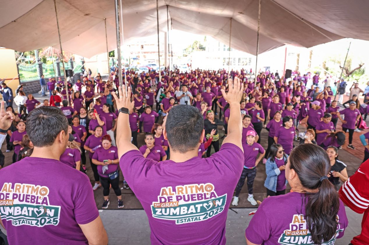 Omar Muñoz encabeza en Cuautlancingo “Primer Zumbatón Estatal 2025”
