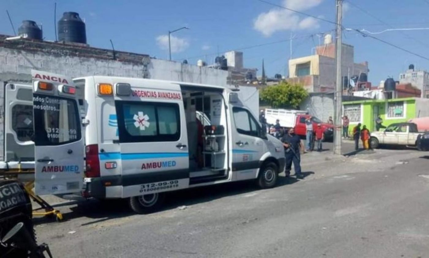 Menor que aprendía a conducir atropella a 6 niños en Michoacán; hay un fallecido