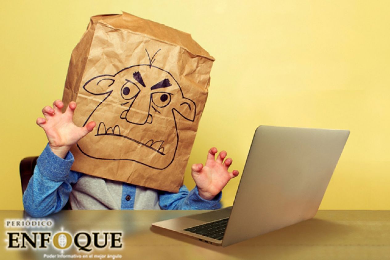 ¿Por qué terminas agotado después de una videollamada?