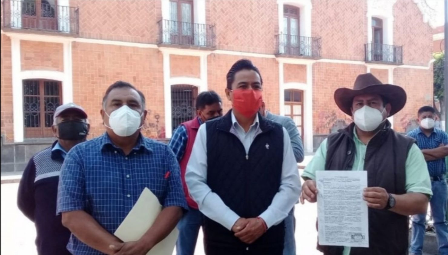 Rechazan imposición de Jesús Rolando Pérez