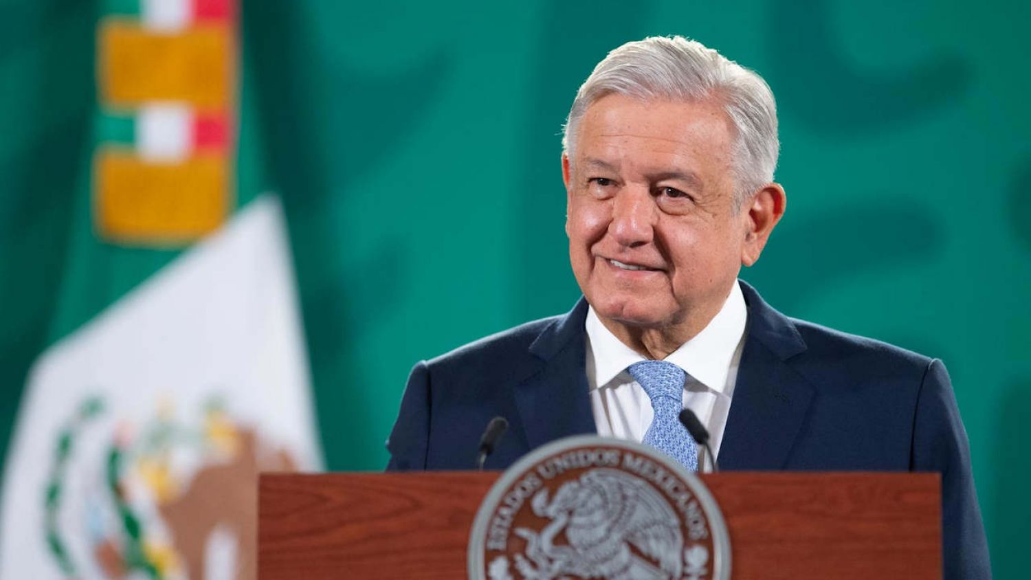 Con limpia de la bodega del gobierno federal AMLO anuncia "Tianguis del Bienestar" 