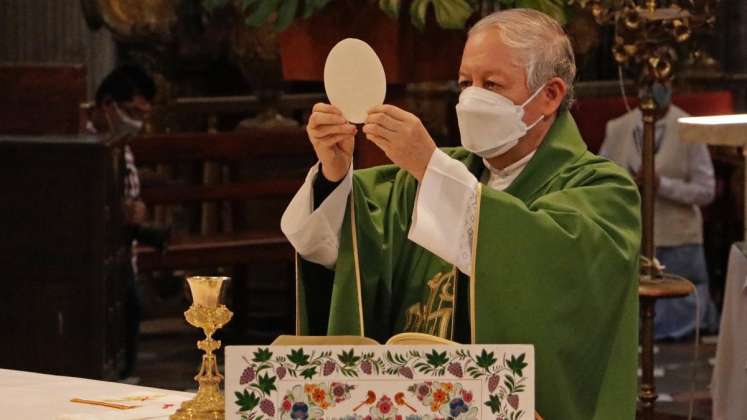 Arzobispo de Puebla llama a la responsabilidad ante aumento de contagios