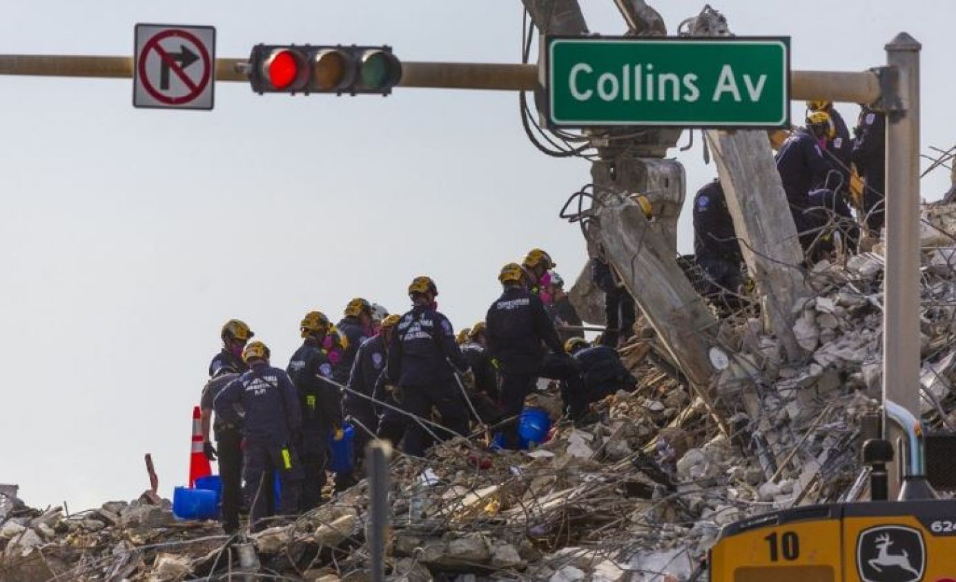 Hallan otros 3 cadáveres entre escombros de edificio colapsado en Miami; van 27 muertos