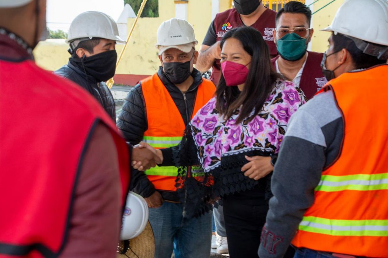 Ariadna Ayala inicia obra para la casa de salud en San Pedro Benito Juárez, Atlixco