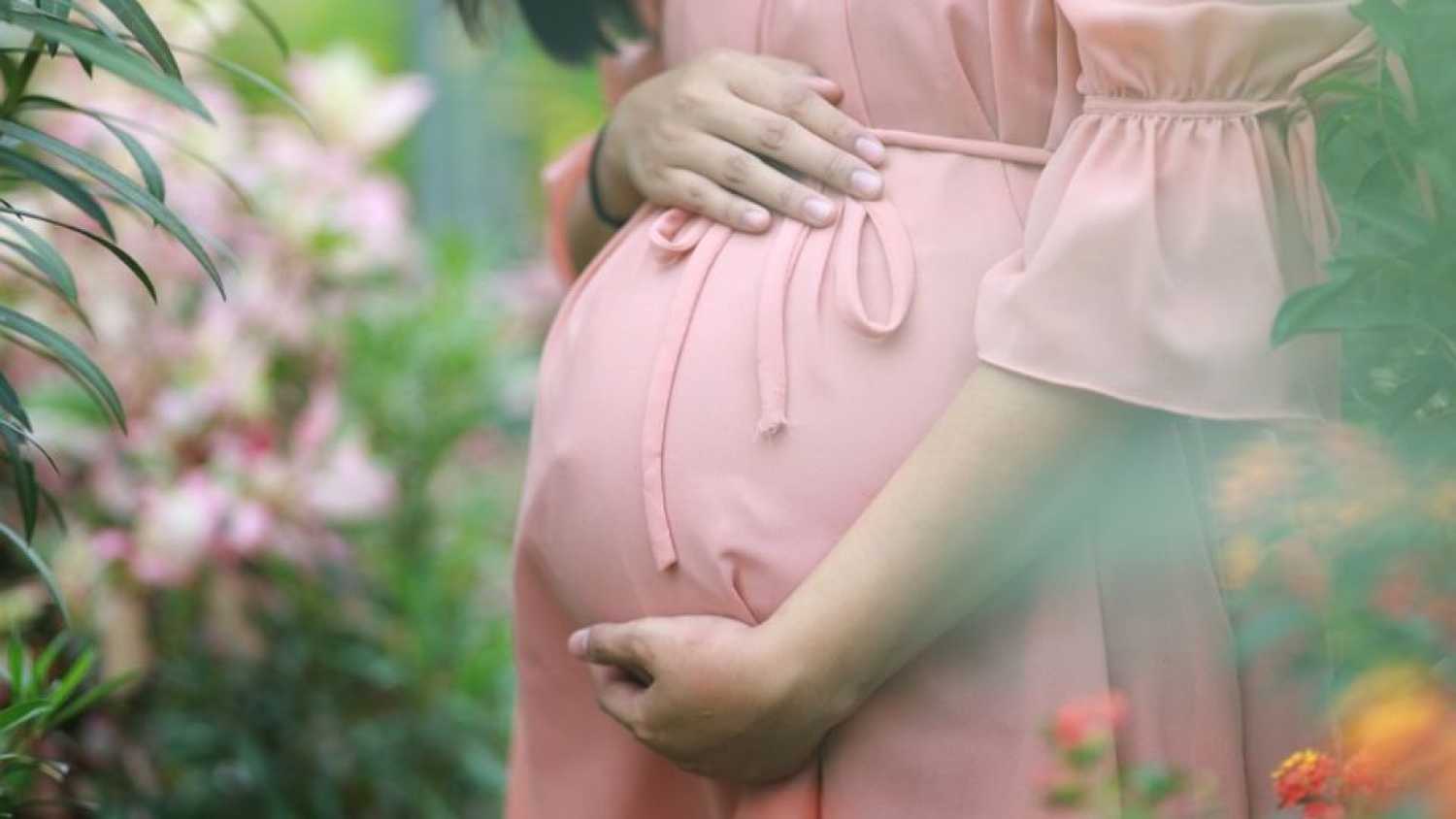 Autoridades desmienten caso de embarazo múltiple con 13 bebés en Edomex