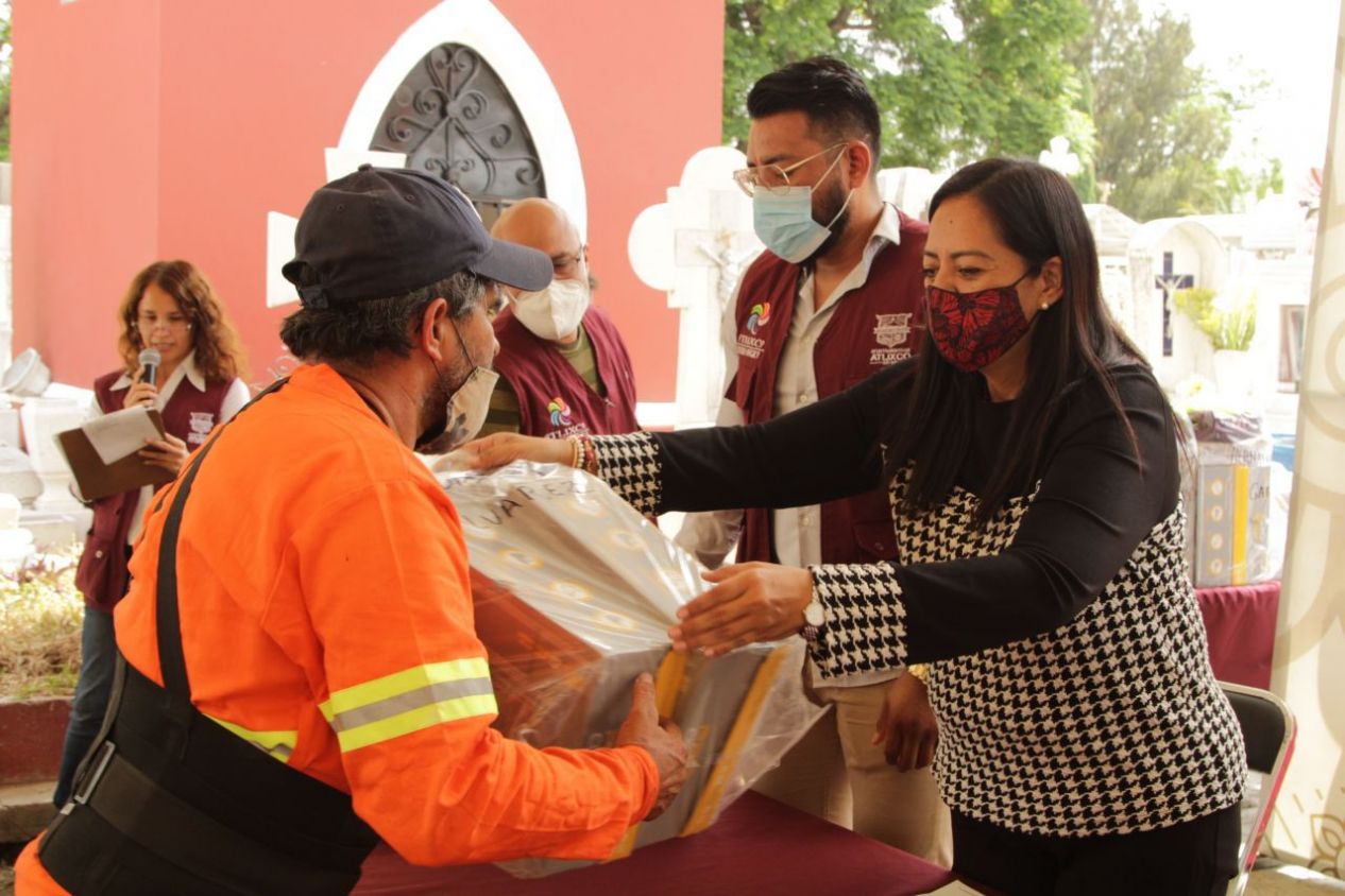 Concluye ayuntamiento entrega de equipamiento para dignificar labor de servicios públicos en Atlixco