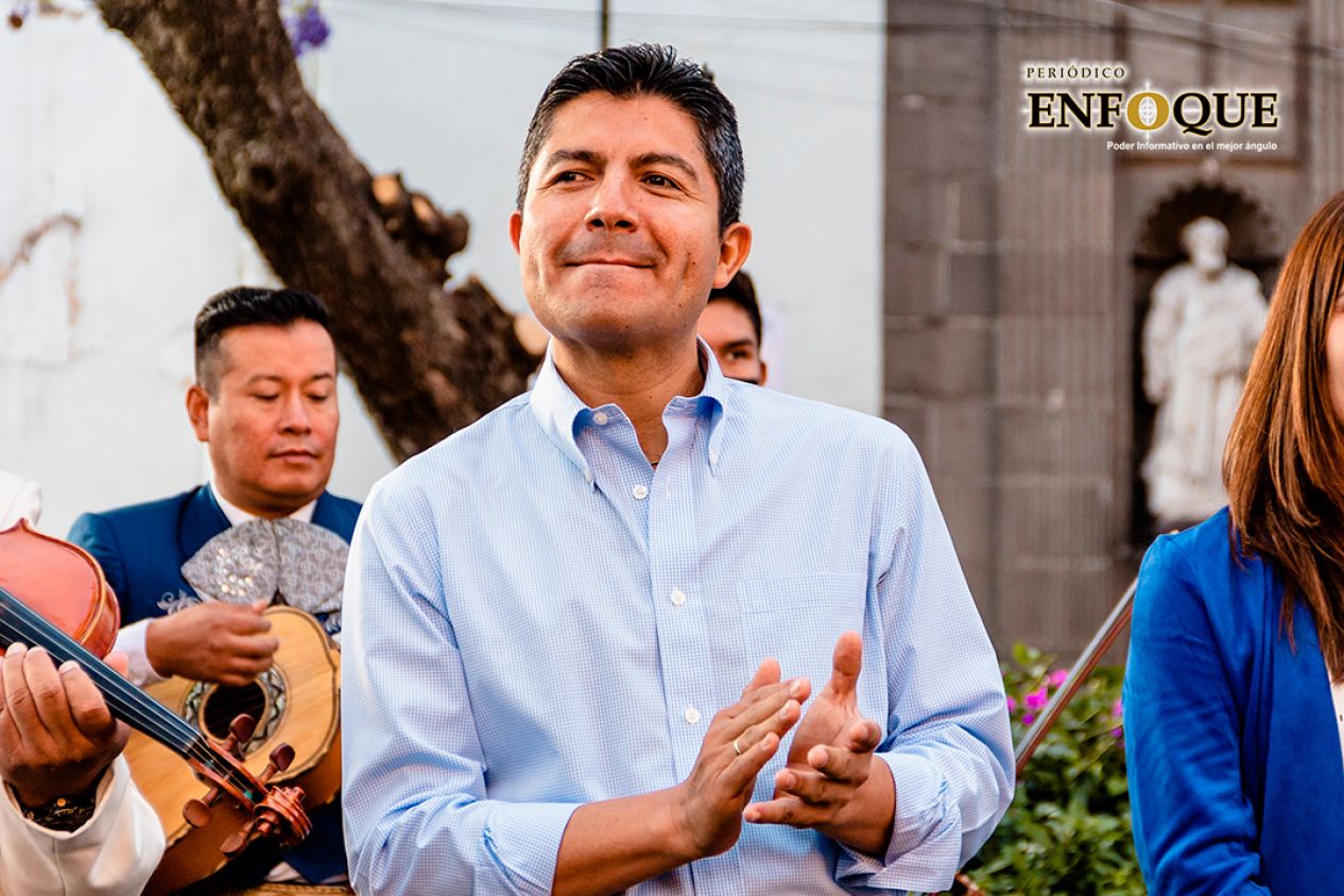 Ignora Claudia Rivera implicaciones para desprivatizar el servicio de agua: Eduardo Rivera