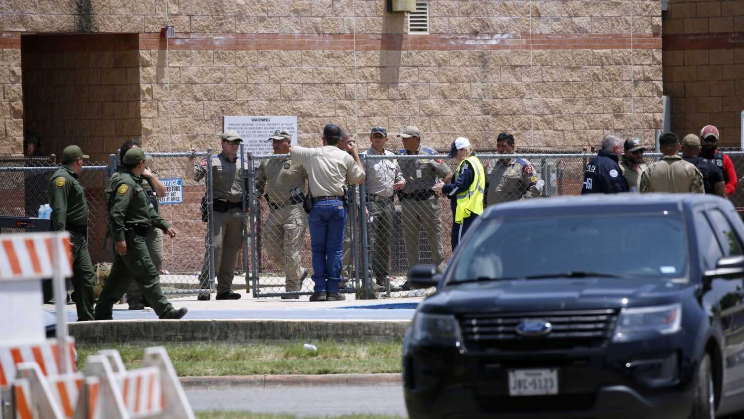Tiroteo en primaria en Texas deja al menos 14 niños muertos y un profesor