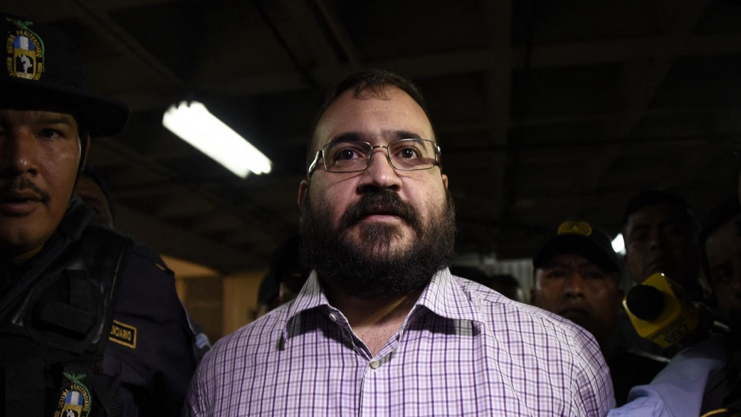 Niegan amparo a exgobernador de Veracruz, Javier Duarte, contra cualquier orden de aprehensión