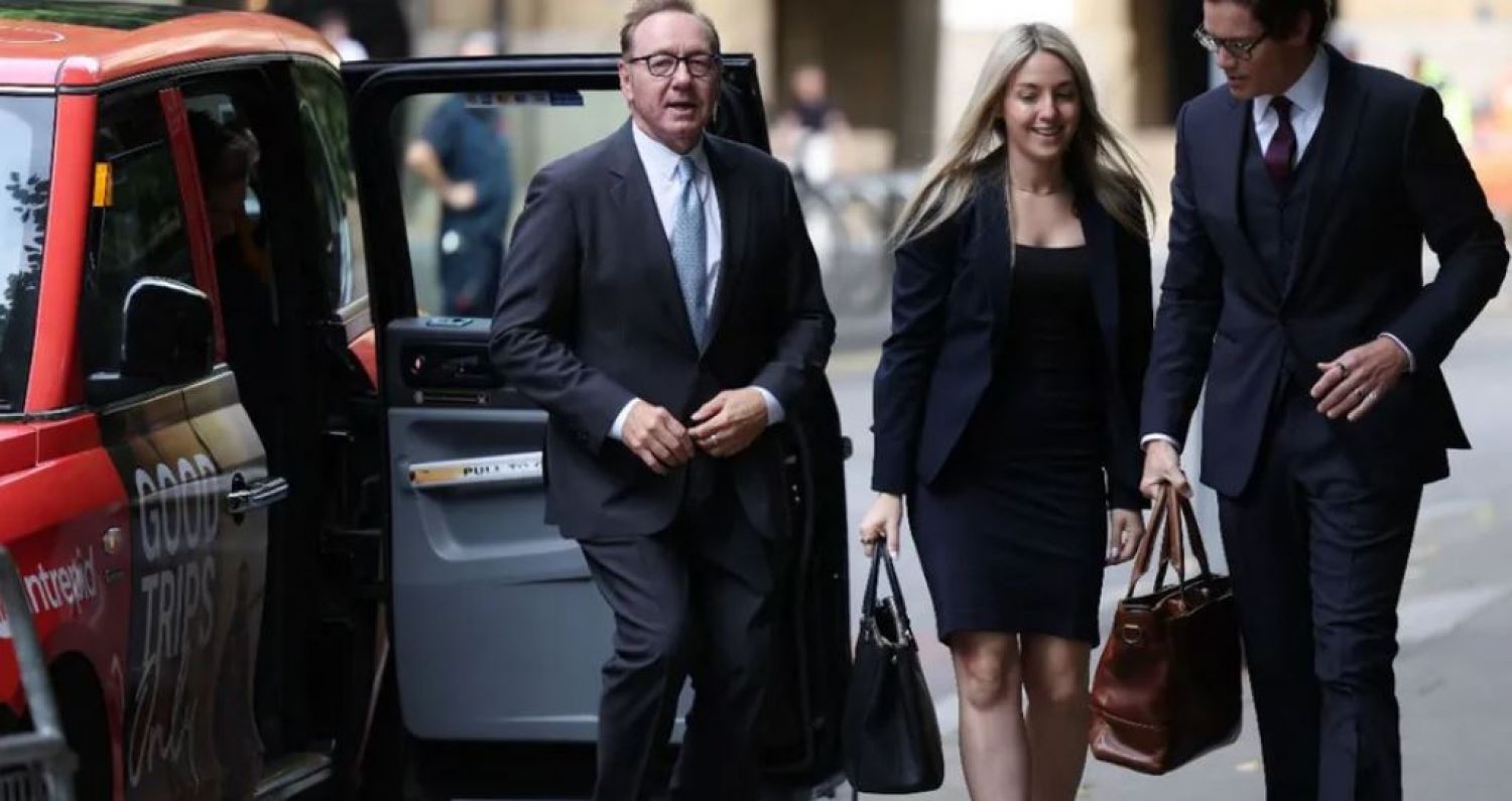 "Fui romántico": Kevin Spacey niega agresión contra hombre que lo denunció por acoso sexual