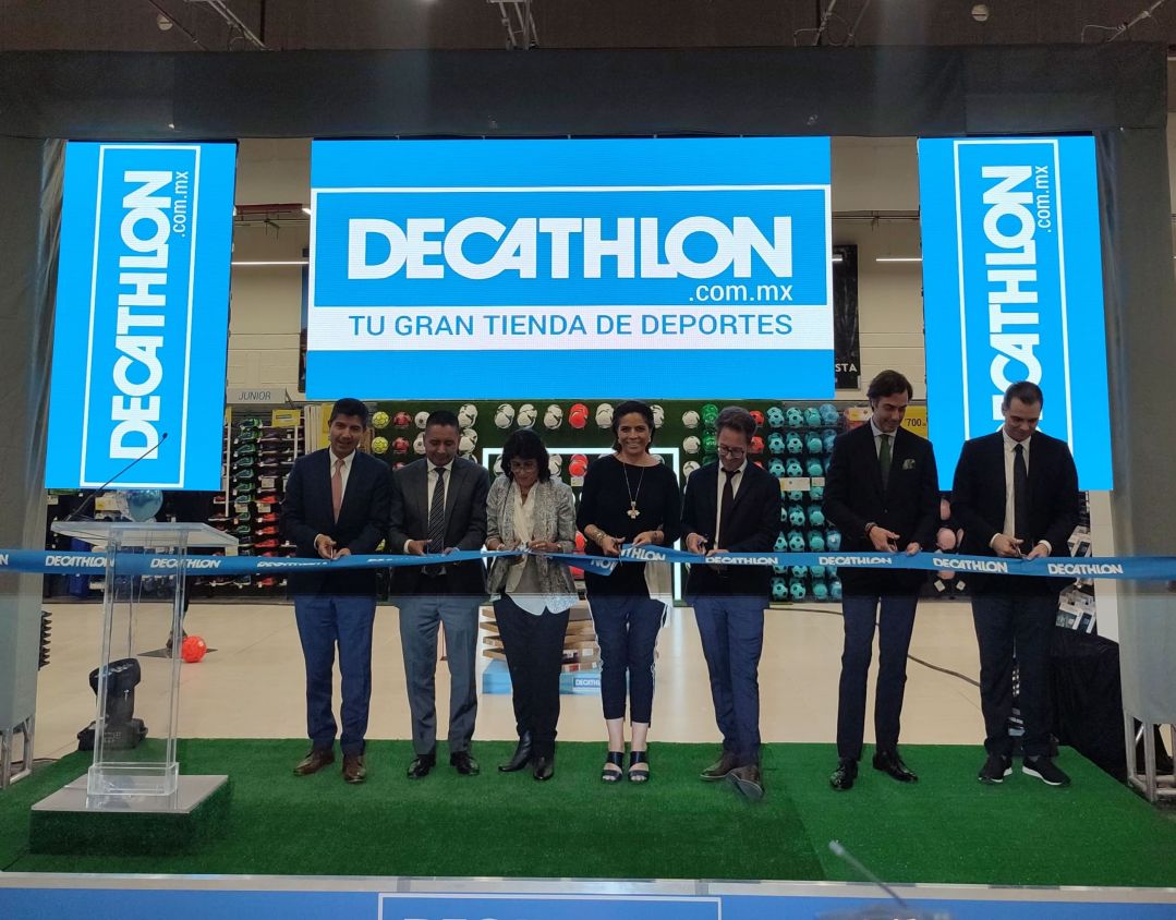 Eduardo Rivera y Christian Martinoli inauguraron la tienda Decathlon Puebla 