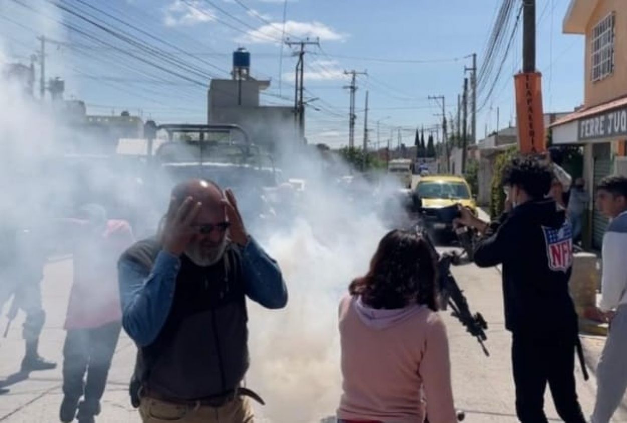 Manifestantes de la colonia Obrera protestan en la Autopista México-Puebla tras coste de electricidads llegada de Guardia Nacional 