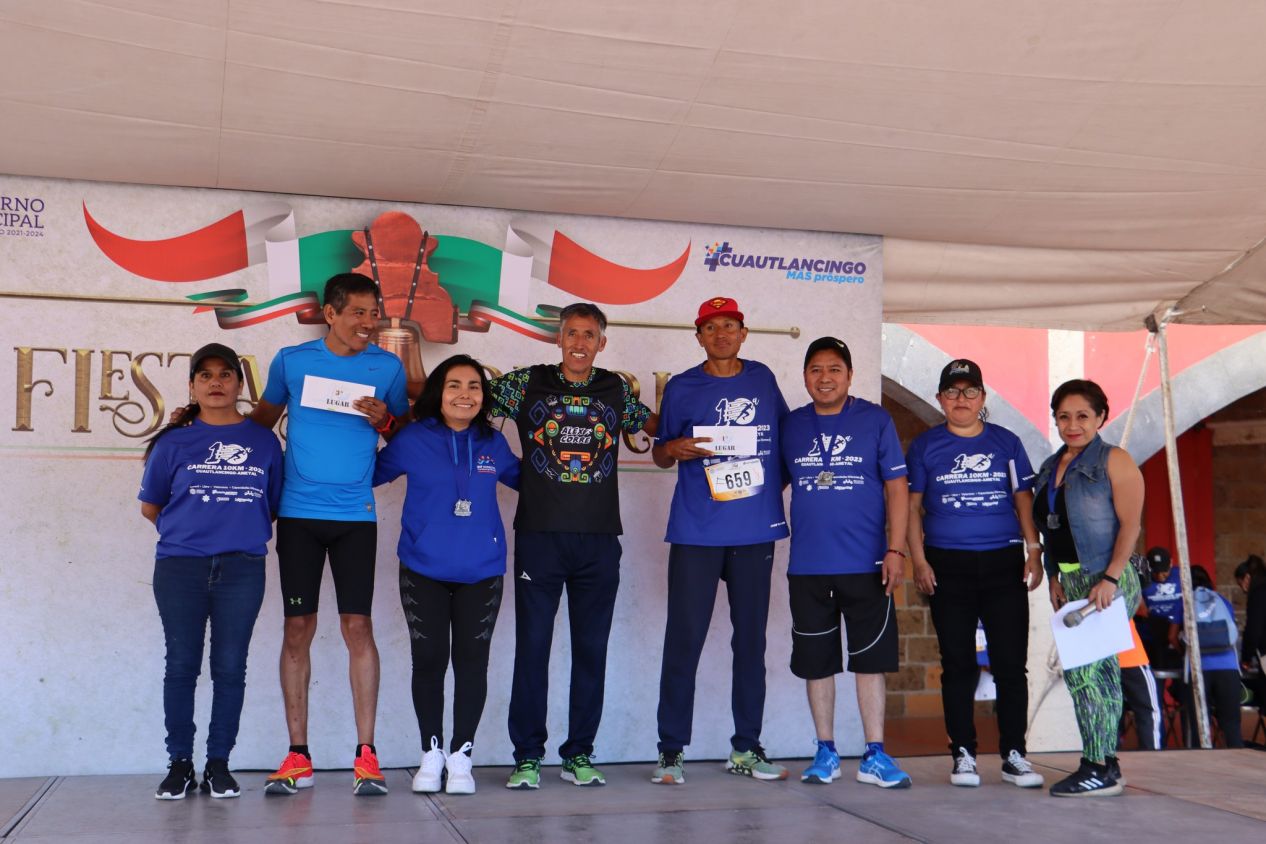 Participan mil corredores en la décimo edición de la Carrera 10KM” en Cuautlancingo