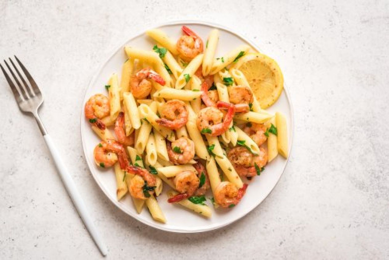 Cómo preparar pasta de camarones al limón