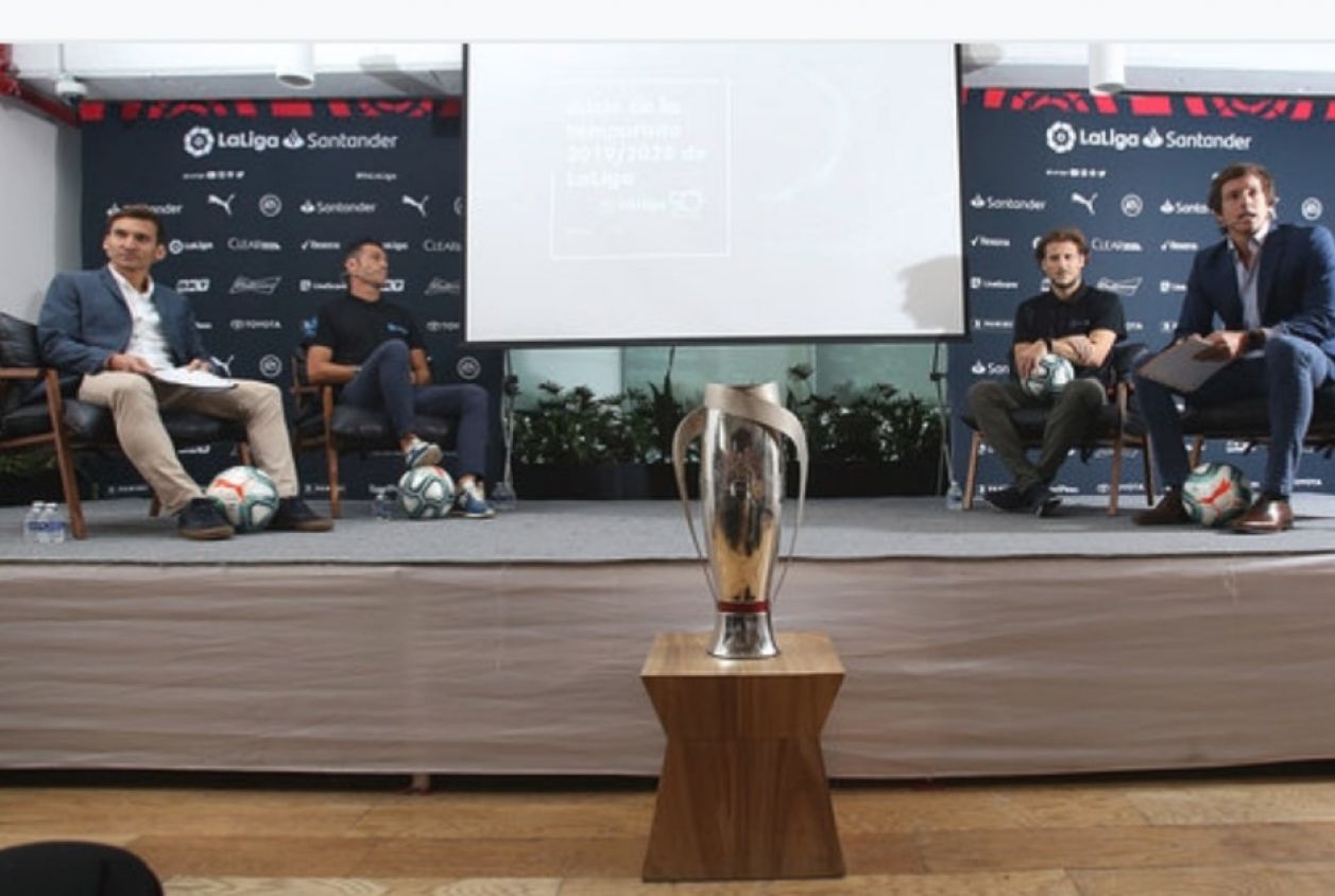 Diego Forlán y Luis García, embajadores en México de La Liga de España 