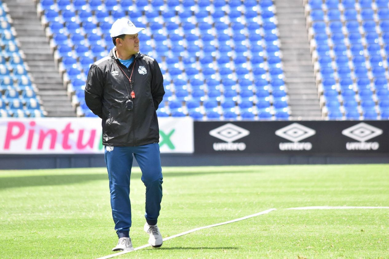 Juan Reynoso aprovecha la Fecha FIFA para conocer mejor al plantel del Puebla
